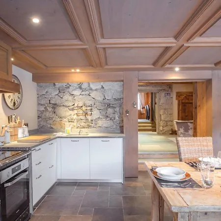 Alpie Chalet